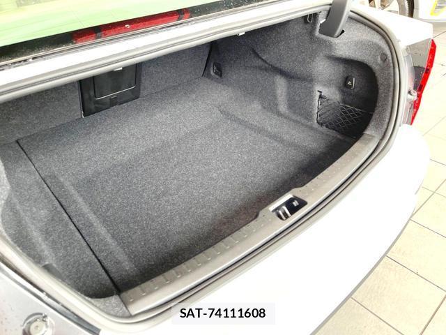 Volvo S60 2022-05 8813176-17