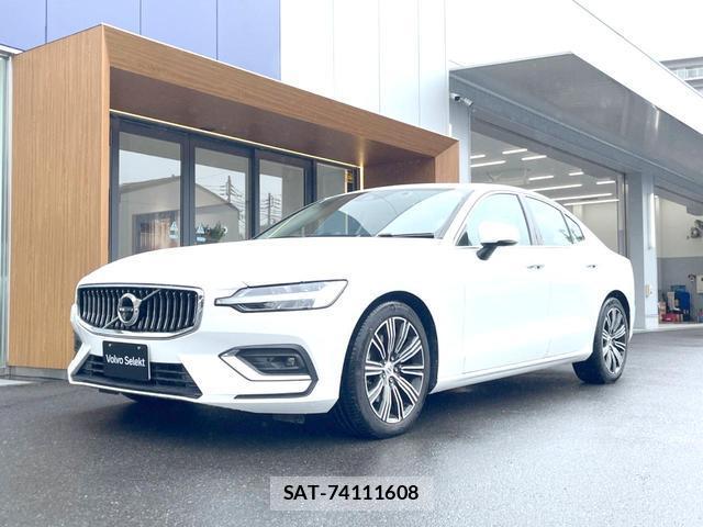 Volvo S60 2022-05 8813176-19