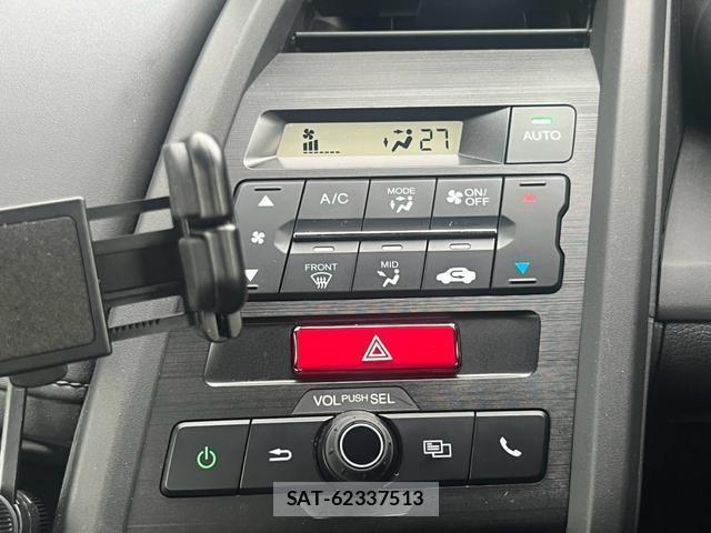 Honda S660 2018-01 8816507-10