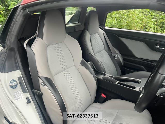Honda S660 2018-01 8816507-19