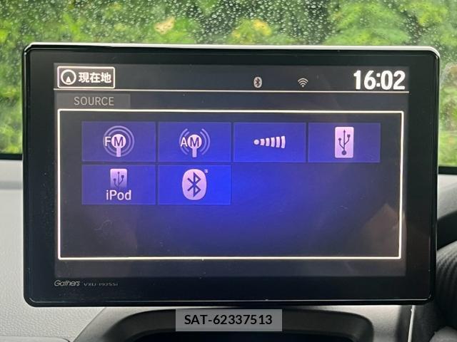 Honda S660 2018-01 8816507-7
