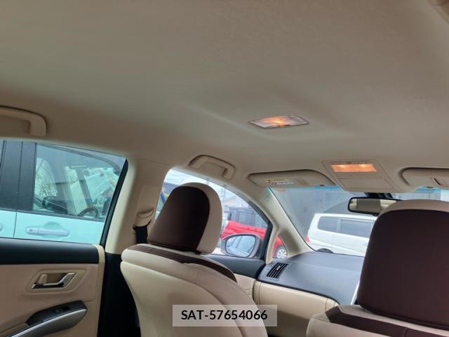 Toyota SAI 2014-02 8813637-10