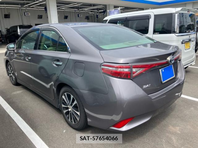 Toyota SAI 2014-02 8813637-13