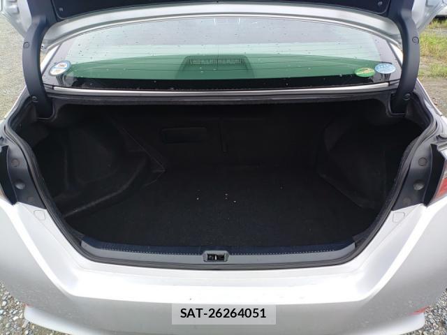 Toyota SAI 2015-09 8813824-5