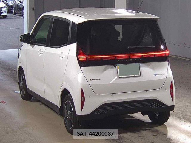 Nissan Sakura 2022-08 8813027-1
