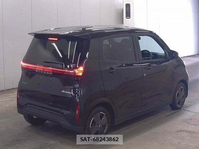 Nissan Sakura 2024-02 8813040-1
