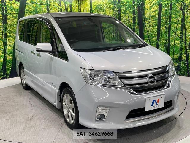 Nissan SERENA 2013-09 8812255-17