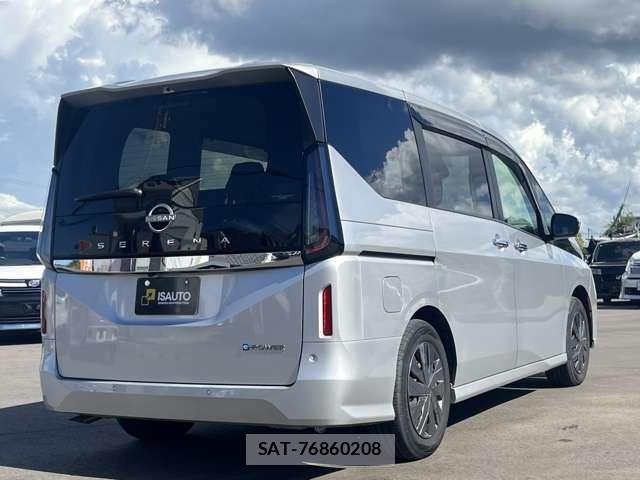 Nissan SERENA 2025-03 8812408-1
