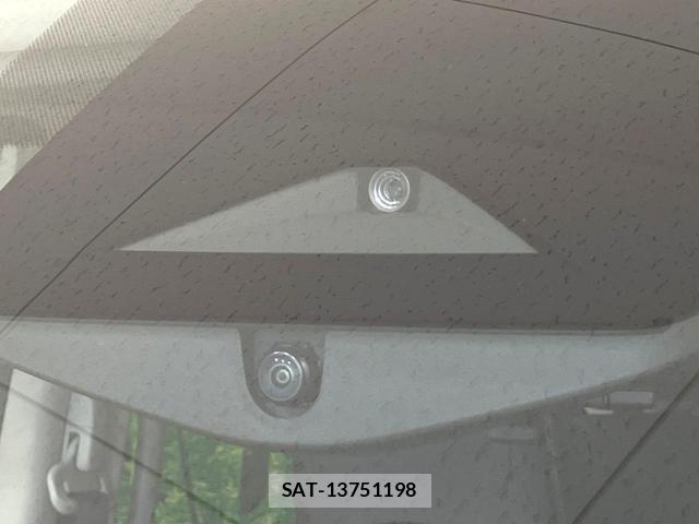 Nissan SERENA 2023-11 8812484-5