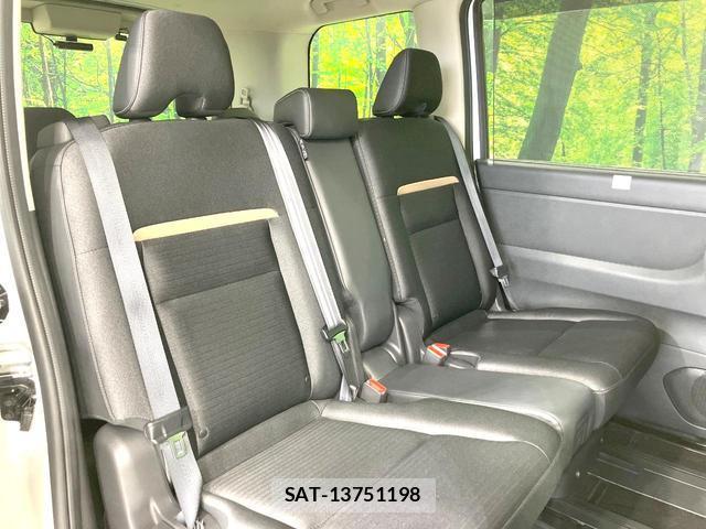 Nissan SERENA 2023-11 8812484-8
