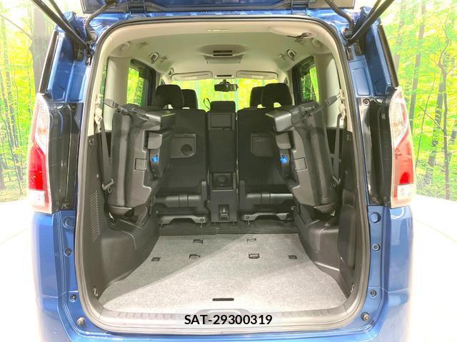 Nissan SERENA 2017-01 8812485-10