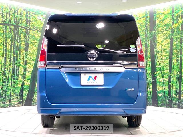 Nissan SERENA 2017-01 8812485-15