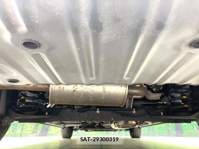 Nissan SERENA 2017-01 8812485-19