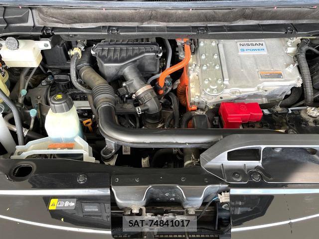 Nissan SERENA 2021-03 8812666-19