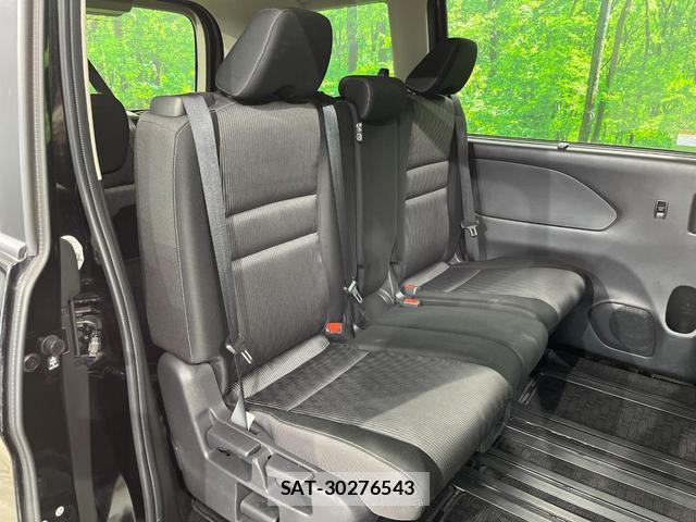 Nissan SERENA 2022-07 8812882-7