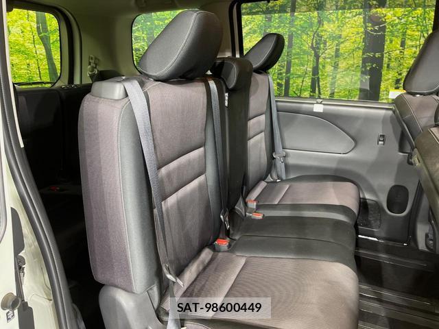 Nissan SERENA 2017-09 8812917-7