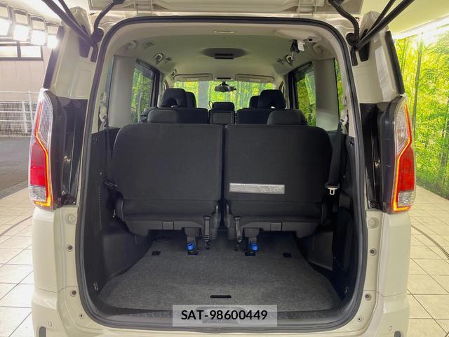 Nissan SERENA 2017-09 8812917-9
