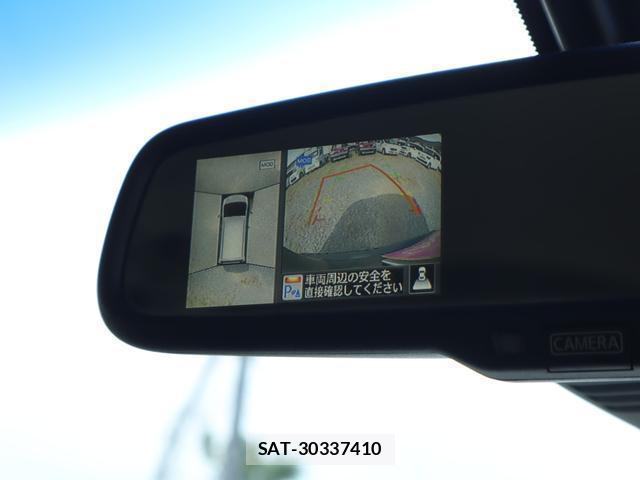 Nissan SERENA 2015-01 8812974-10