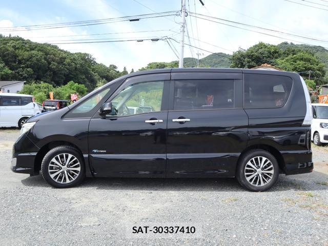 Nissan SERENA 2015-01 8812974-17