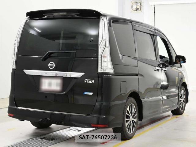 Nissan SERENA 2016-01 8813036-1