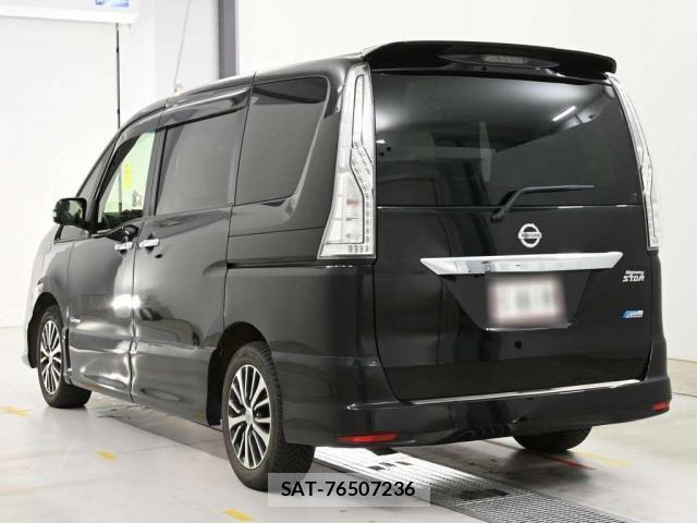 Nissan SERENA 2016-01 8813036-10