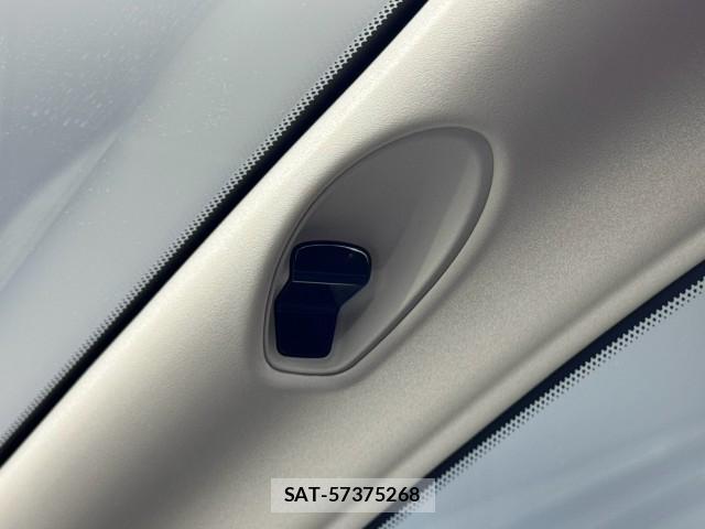 Nissan SERENA 2023-05 8813064-17