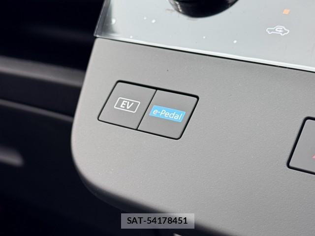 Nissan SERENA 2026-07 8813066-16