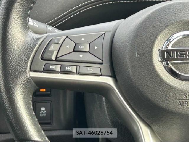 Nissan SERENA 2017-04 8813084-16