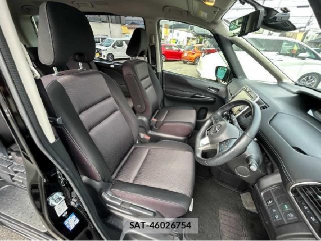 Nissan SERENA 2017-04 8813084-7