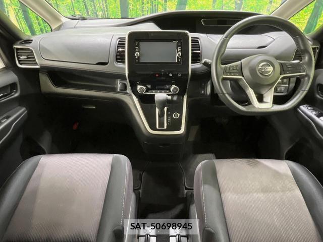 Nissan SERENA 2017-03 8813117-1