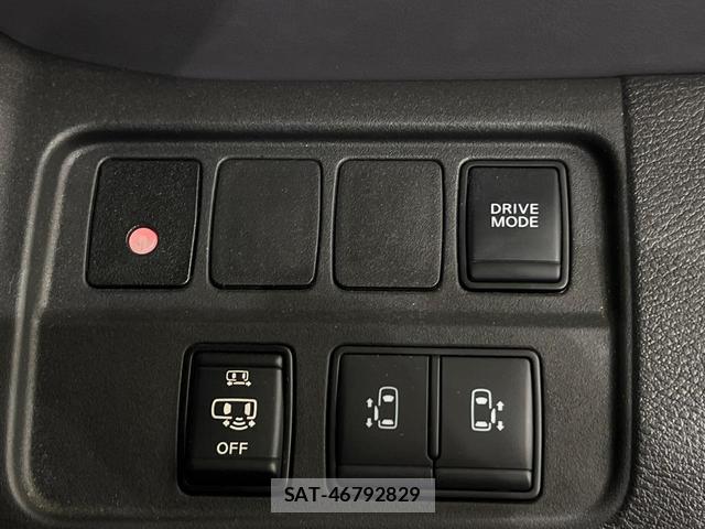 Nissan SERENA 2020-07 8813122-5