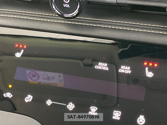 Nissan SERENA 2023-05 8813424-6