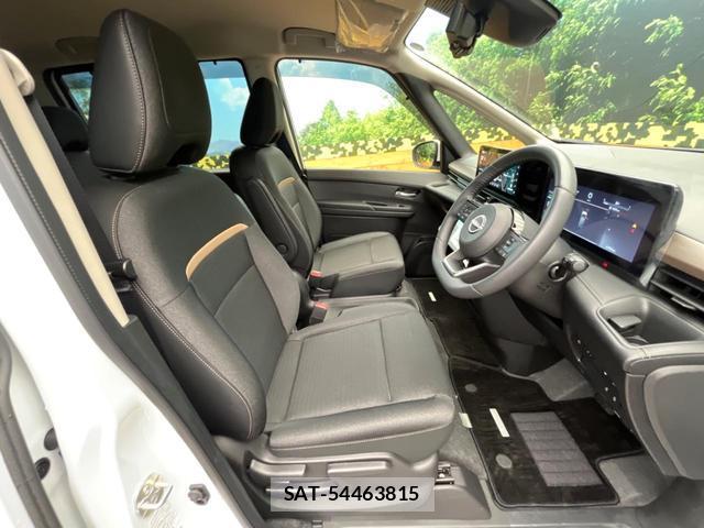 Nissan SERENA 2025-06 8813696-6