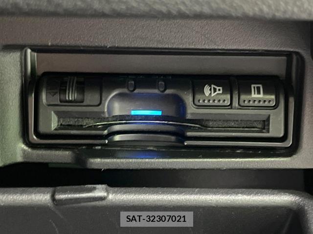 Nissan SERENA 2018-08 8814134-7