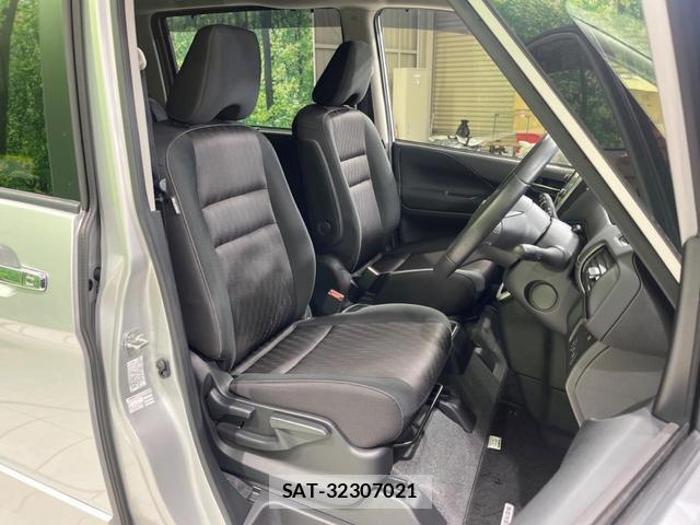 Nissan SERENA 2018-08 8814134-9