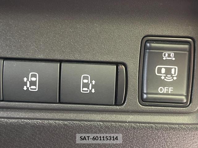 Nissan SERENA 2023-05 8814138-5
