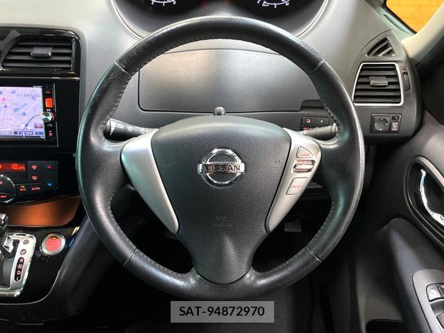 Nissan SERENA 2014-09 8814145-11