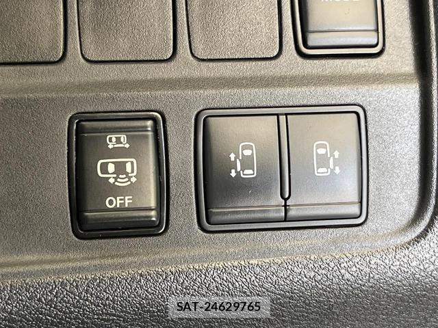 Nissan SERENA 2022-01 8814241-2