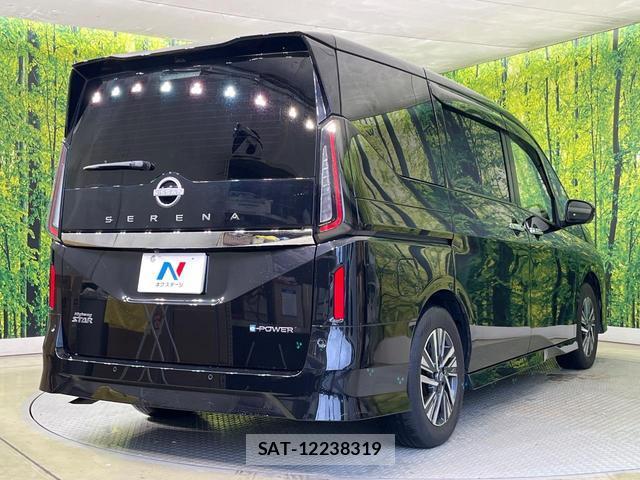 Nissan SERENA 2023-05 8814243-16