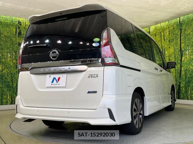 Nissan SERENA 2018-02 8814246-16