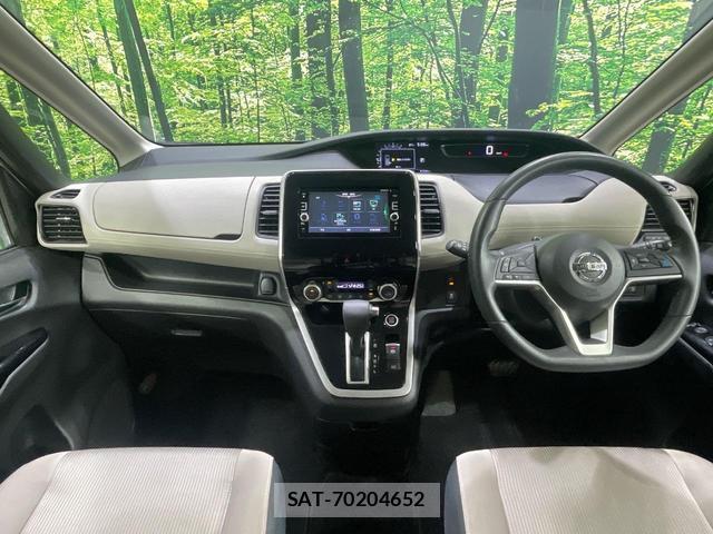 Nissan SERENA 2017-01 8814408-1