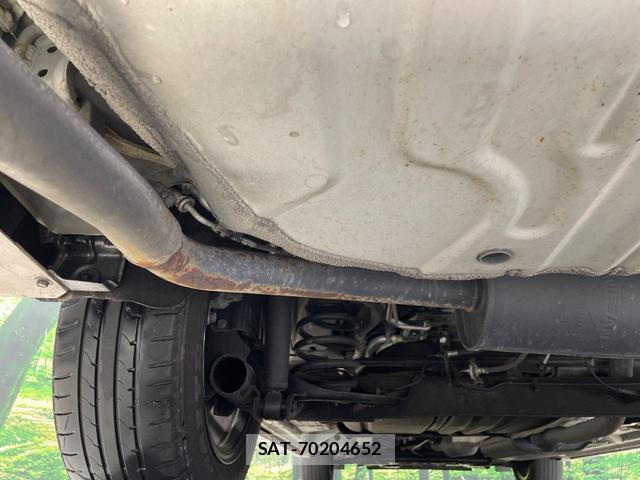 Nissan SERENA 2017-01 8814408-18