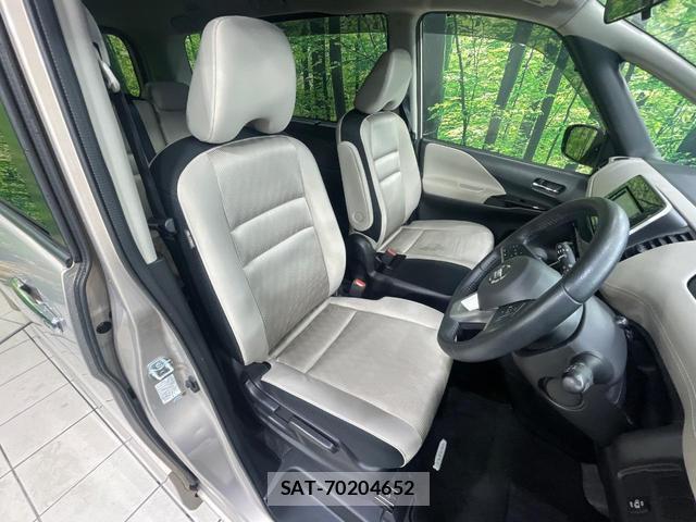 Nissan SERENA 2017-01 8814408-7