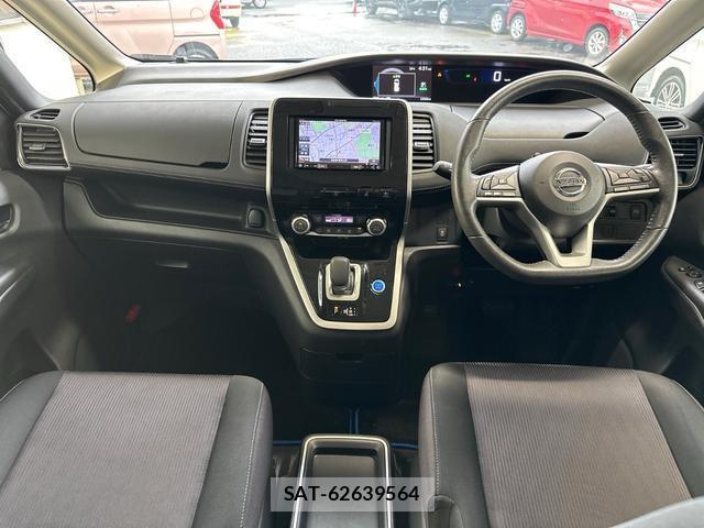 Nissan SERENA 2018-11 8814419-1