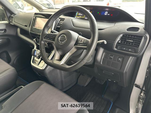 Nissan SERENA 2018-11 8814419-12