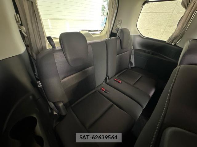 Nissan SERENA 2018-11 8814419-16