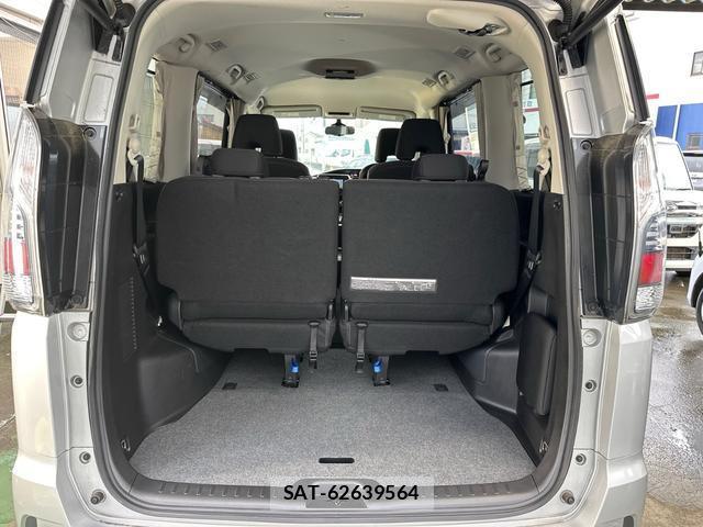 Nissan SERENA 2018-11 8814419-17