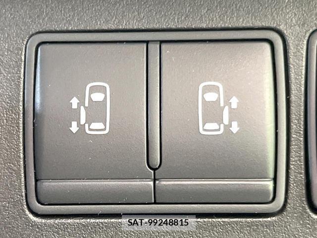 Nissan SERENA 2016 8814583-4