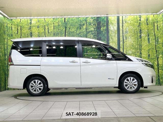 Nissan SERENA 2018-01 8814593-19