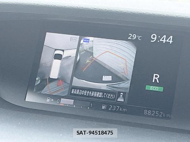 Nissan SERENA 2017-11 8814608-4